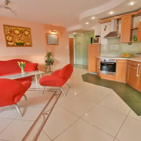 Promenada Apartman *